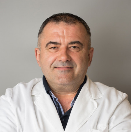 Spec. dr med. Zoran Štrbac, Specijalista interne medicine