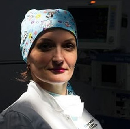 Doc. dr Milica Rajović, Specijalista plastične, rekonstruktivne i estetske hirurgije