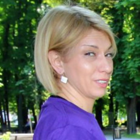 Dr mr sci. med. Ivana Kitić, Specijalista gastroenterologije
