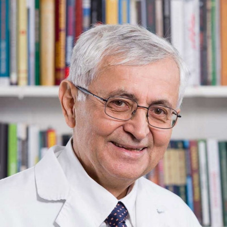Prim. dr sci. med. Slobodan Nikitović, Specijalista interne medicine, kardiolog