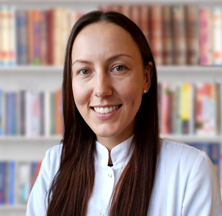 Dr Jovana Pelemiš, Specijalista dermatovenerologije