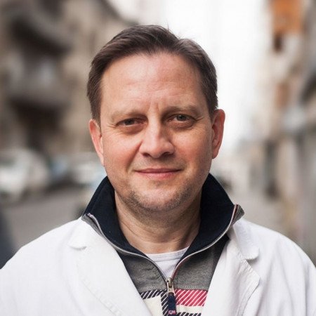 Dr Dragan Kikanović, Specijalista ginekologije i akušerstva