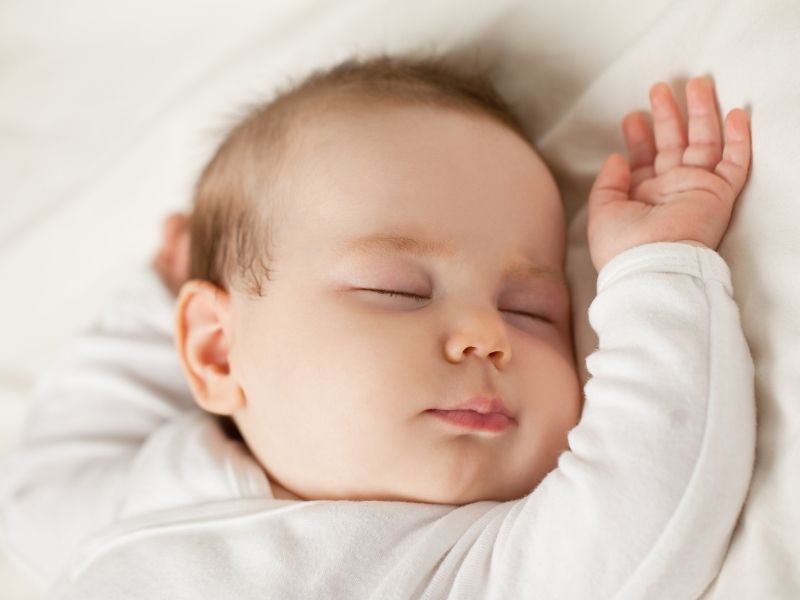 Uspostavljanje dnevno–noćnog ritma spavanja kod beba