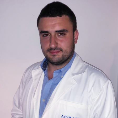 Dr Alberto Martinez Janzen, Doktor medicine