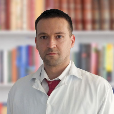 Dr Vladimir Stefanović, Specijalizant onkologije