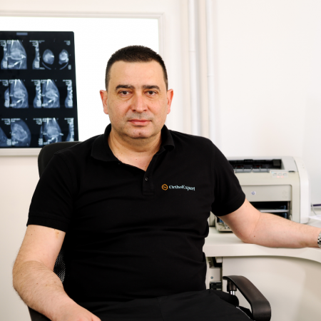 Dr sci. med. Dušan Đorđević, Specijalista ortopedske hirurgije i traumatologije