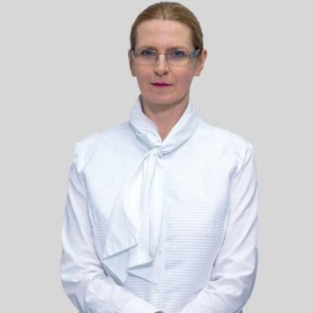 Prof. dr Anastazija Stojšić Milosavljević, Specijalista interne medicine i subspecijalista kardiologije