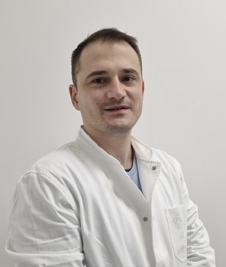 Dr Miloš Sladojević, Specijalista vaskularne hirurgije