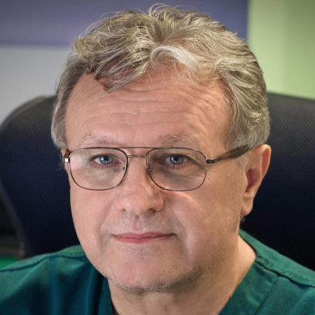 Prof. dr Zoran Stajčić - Specijalista maksilofacijalne i oralne hirurgije