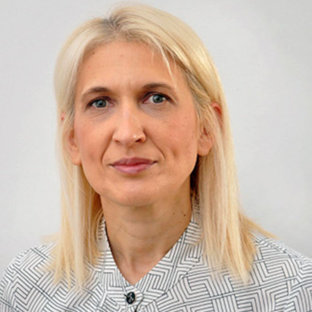Spec. dr med. Irena Milenković, Specijalista pedijatrije