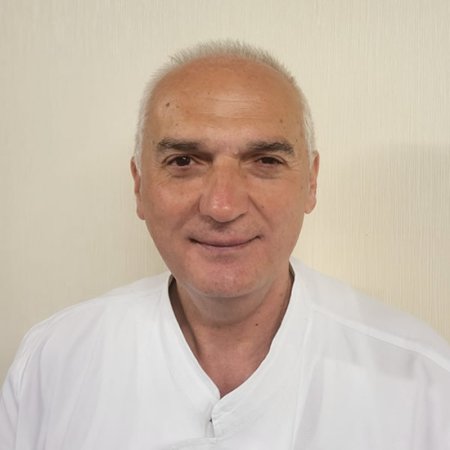Spec. dr med. Dragan Šajinović, Specijalista urologije