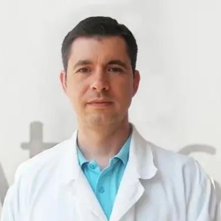 Spec. dr med. Vladimir Vukov, Specijalista onkologije