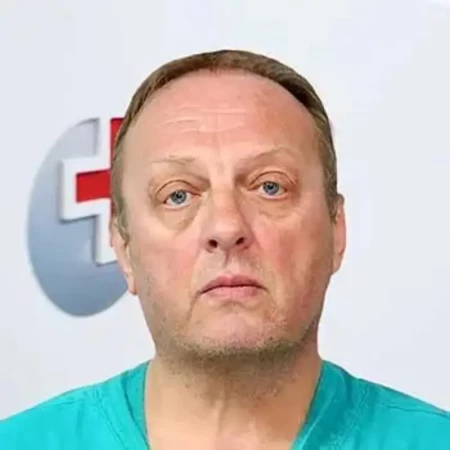 Prof. dr Živorad Nikolić, Specijalista maksilofacijalne hirurgije