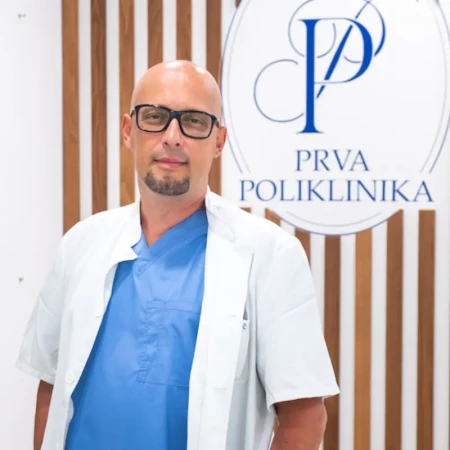 Doc. dr Nikola Ilić, Specijalista vaskularne hirurgije