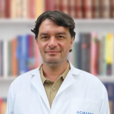 Dr Vladimir Vranić, Specijalista ortopedske hirurgije