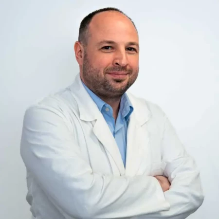 Spec. dr med. Filip Pilipović, Specijalista ortopedije i traumatologije