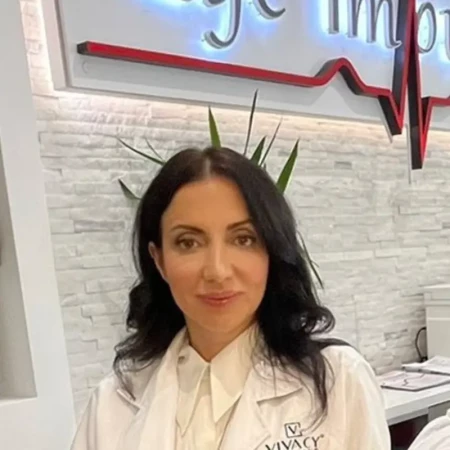 Dr Jelena Paunković, Lekar estetske medicine