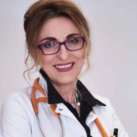 Dr mr sci. med. Danijela Vasić Drašković, Specijalista interne medicine, kardiolog