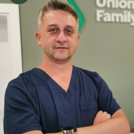 Doc. dr Bojan Stojanović, Specijalista opšte hirurgije