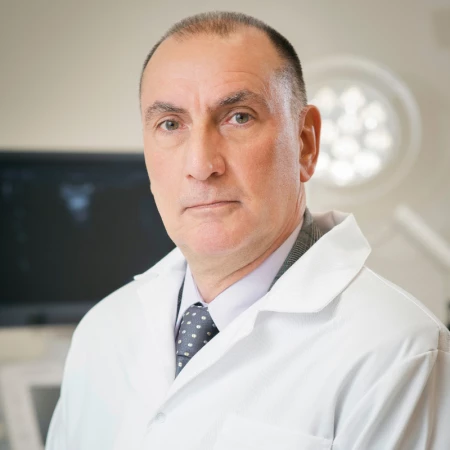 Prim. dr Slobodan Gazikalović, Specijalista pedijatrije i radiologije