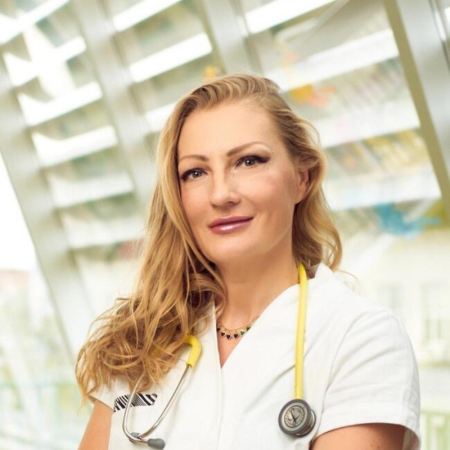 Spec. dr med. Nina Ristić, Specijalista dečije gastroenterologije