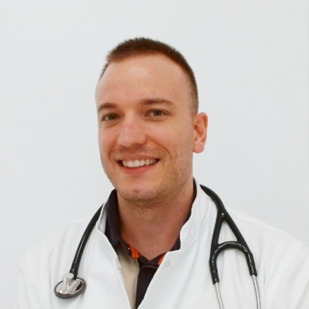 Ass. dr sci. med. Milorad Tešić, Specijalista interne medicine, kardiolog