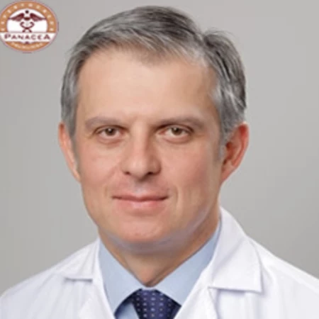 Dr Saša Hinić, Specijalista interne medicine