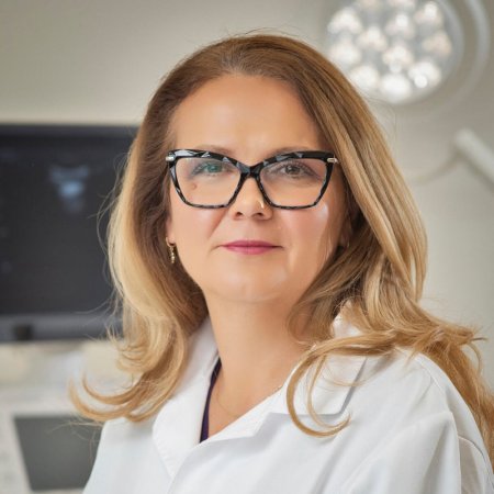 Spec. dr med. Ljupka Arambašić Vukov, Specijalista ginekologije i akušerstva