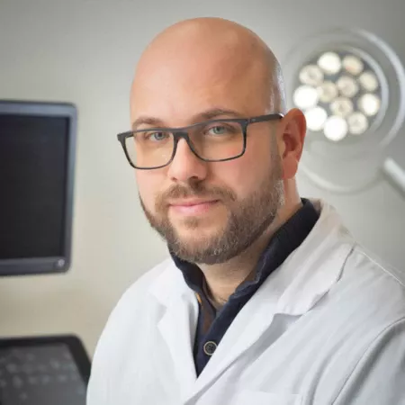 Spec. dr med. Aleksandar Lazić, Specijalista opšte hirurgije