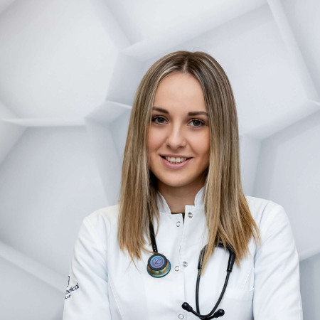 Spec. dr med. Jelena Janković, Specijalista pedijatrije