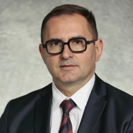 Prof. dr Nebojša Marić - Specijalista grudne hirurgije