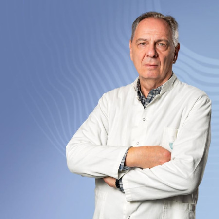 Prof. dr Milan Apostolović - Specijalista ortopedije sa traumatologijom