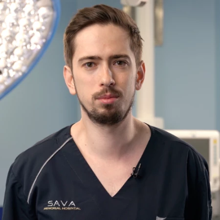 Spec. dr med. Milan Slavković - Specijalista dečije hirurgije