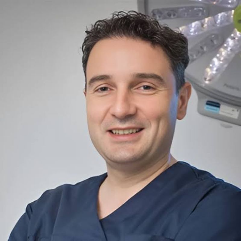  Džihan Abazović