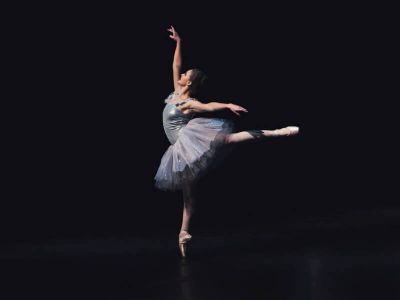Ako vam se dete bavi baletom verovatno se brinete o kičmi i njenom razvoju, kao i pojavi skolioze.