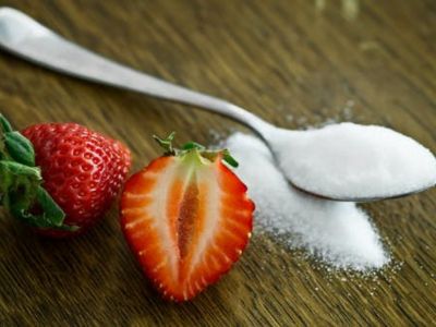 Istraživači Američkog društva za borbu protiv karcinoma zaključili da konzumiranje aspartama ne povećava rizik od karcinoma, objavio Savet za kontrolu unosa kalorija.